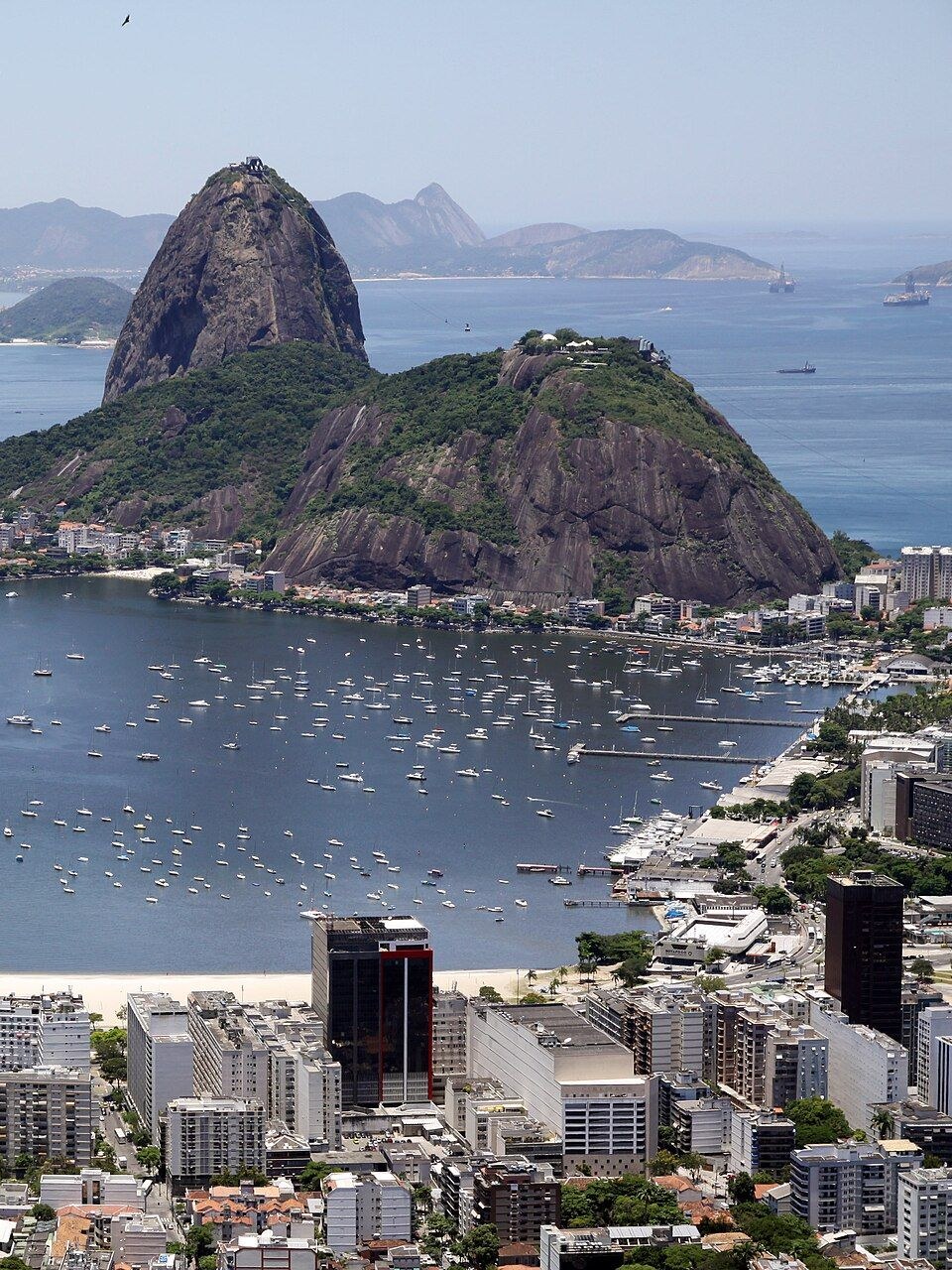 Pão de Açúcar e a baía de Guanabara, no Rio de Janeiro